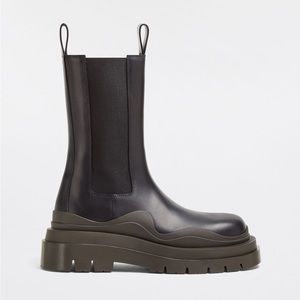 Bottega Veneta Tire Chelsea Boots Black Camping 38.5